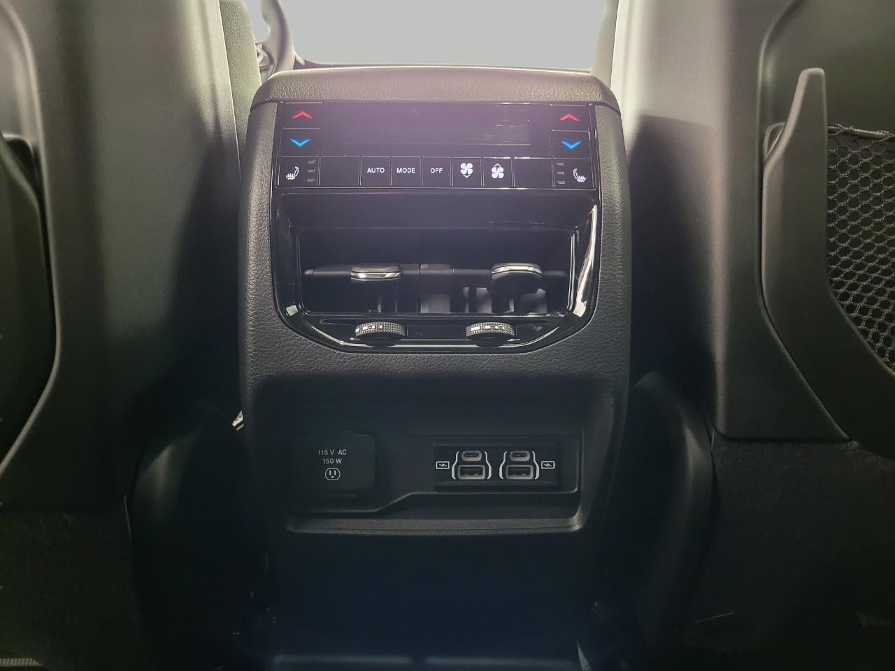 2025 Jeep Grand Cherokee Summit 4x4