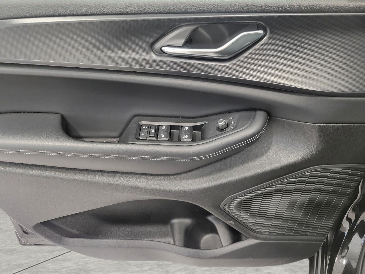 2025 Jeep Grand Cherokee L Laredo X 4x4