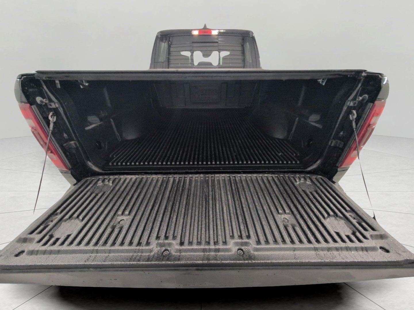 2021 RAM 1500 Limited 4x4 Crew Cab 6'4 Box