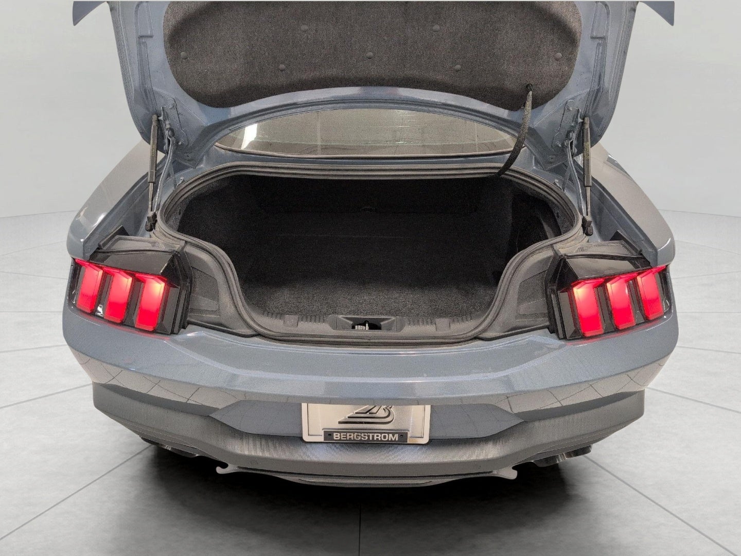 2024 Ford Mustang GT Premium Fastback