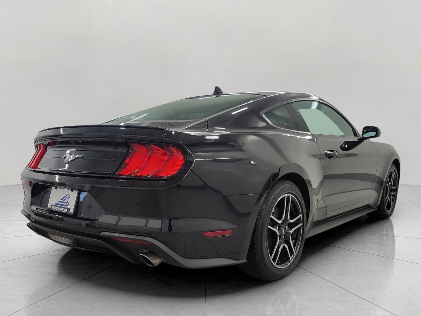 2022 Ford Mustang EcoBoost Premium Fastback
