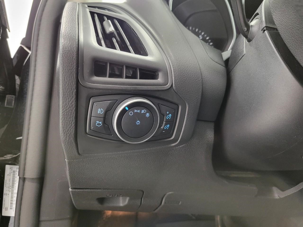 2018 Ford Focus SE Sedan
