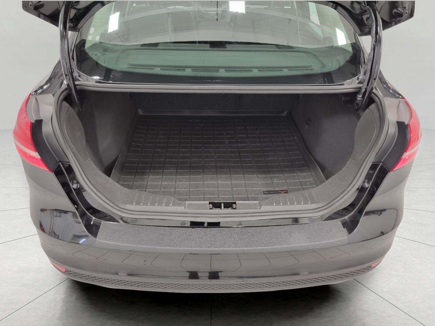 2018 Ford Focus SE Sedan