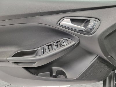 2018 Ford Focus SE Sedan
