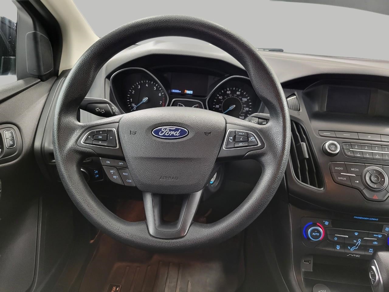 2018 Ford Focus SE Sedan