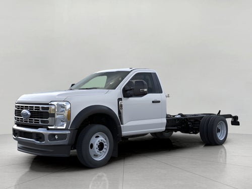 2026 Ford Super Duty F-550 DRW XLT 4WD Reg Cab 145 WB 60 CA