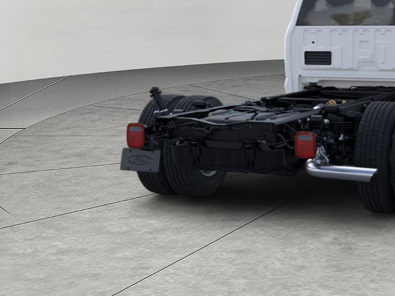 2026 Ford Super Duty F-350 DRW XL 4WD Reg Cab 169 WB 84 CA