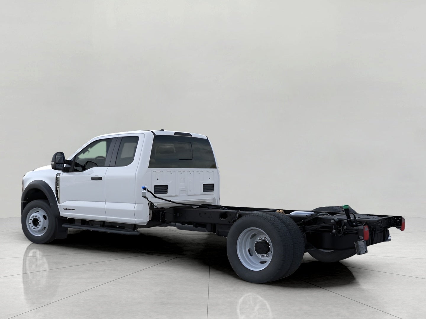 2026 Ford SUPER DUTY F-550 DRW EXTENDED CAB