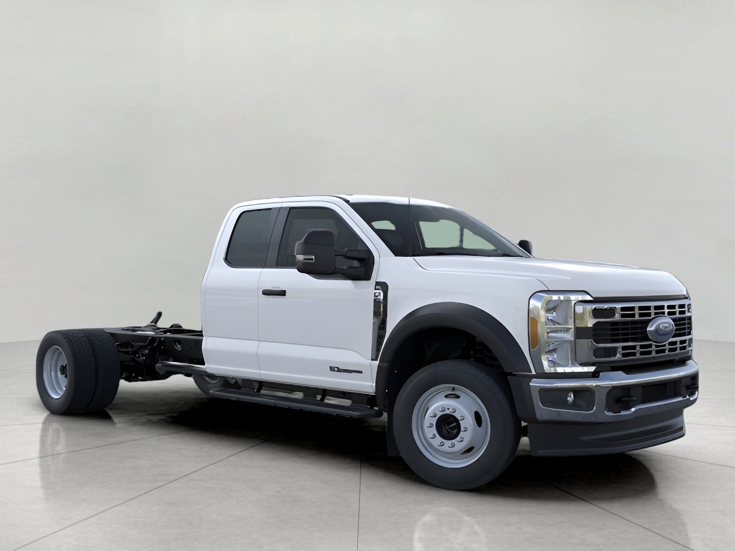 2026 Ford SUPER DUTY F-550 DRW EXTENDED CAB
