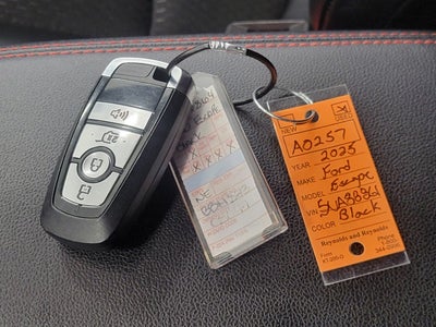 2025 Ford Escape ST-Line AWD