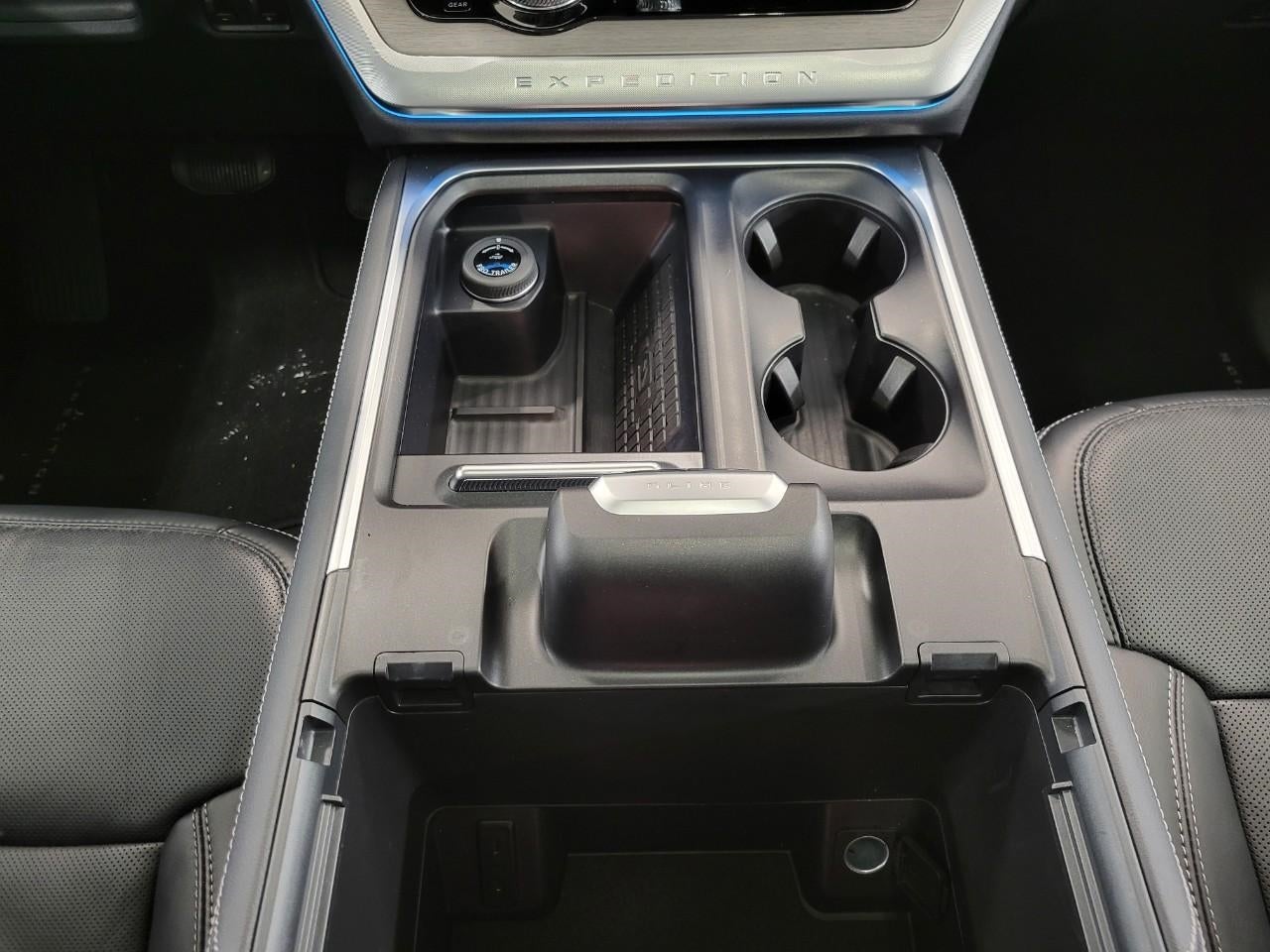 2025 Ford Expedition Max Platinum 4x4