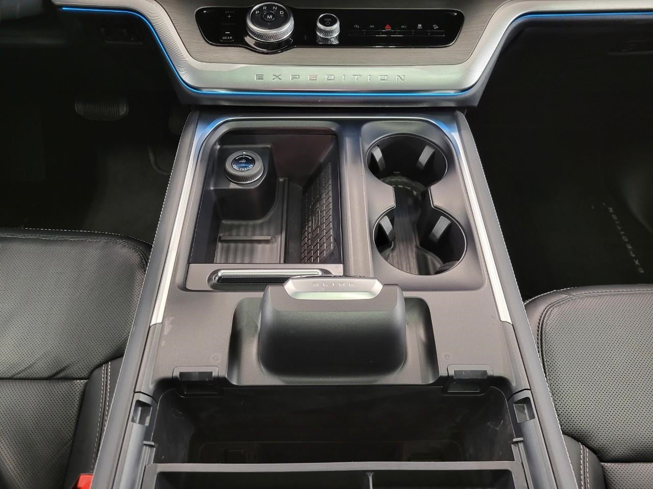 2025 Ford Expedition Max Platinum 4x4