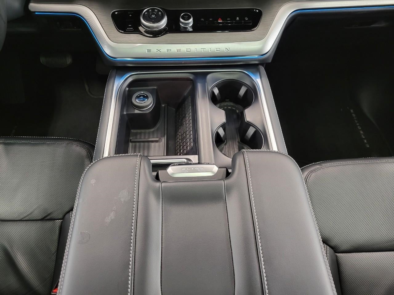 2025 Ford Expedition Max Platinum 4x4