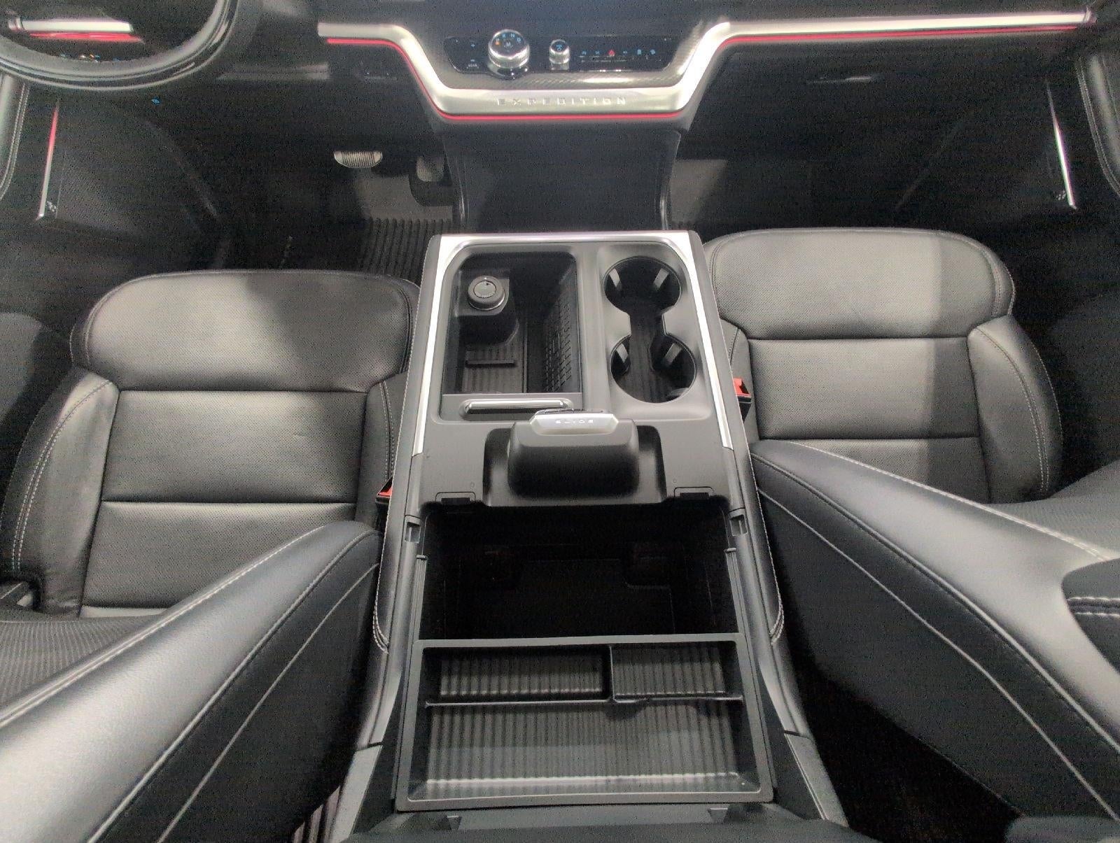 2025 Ford Expedition Max Platinum 4x4