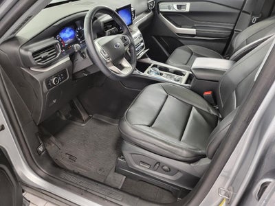 2023 Ford Explorer XLT 4WD