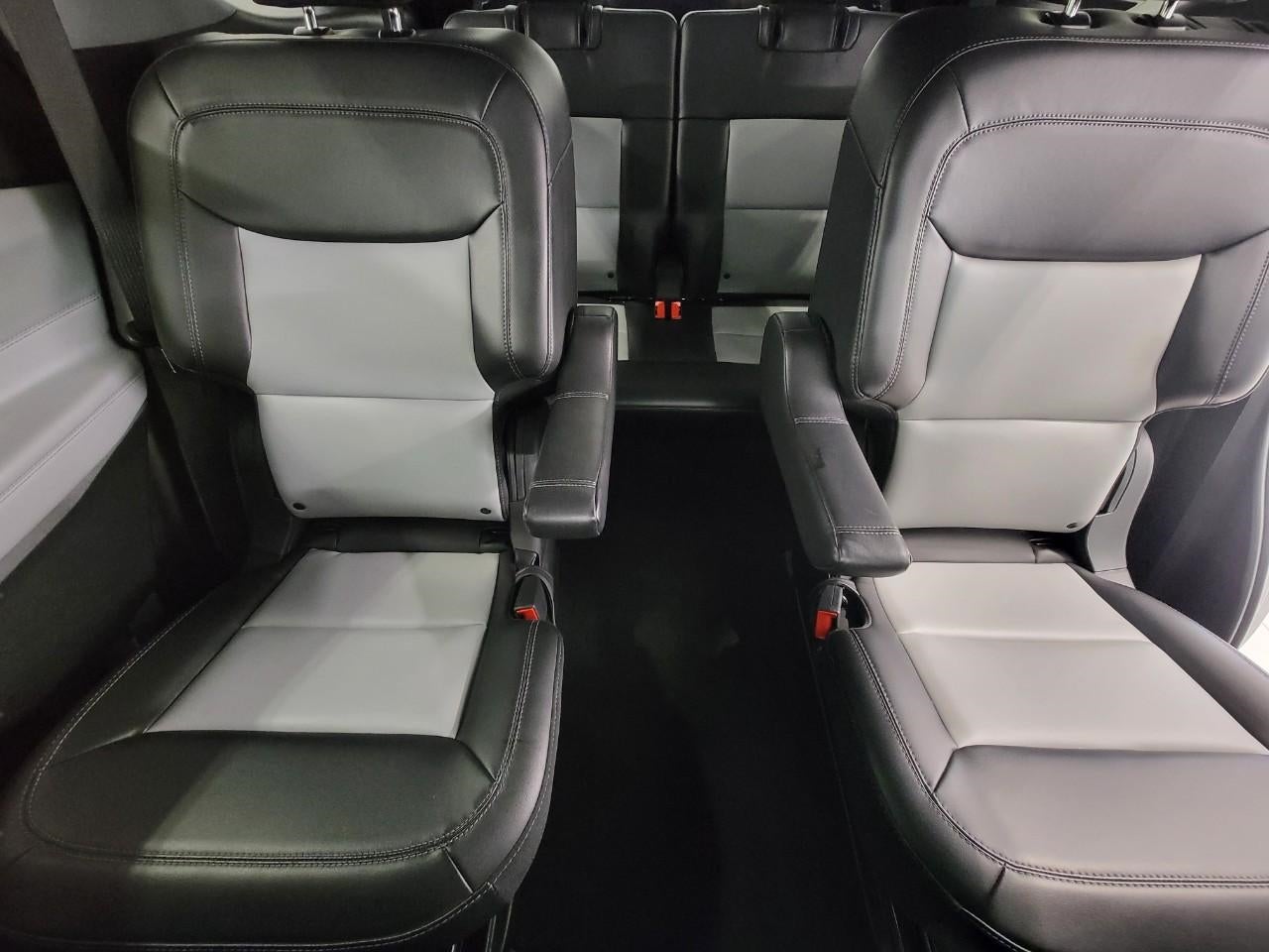 2023 Ford Explorer XLT 4WD