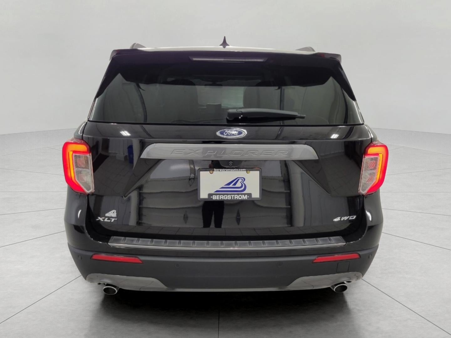 2023 Ford Explorer XLT 4WD