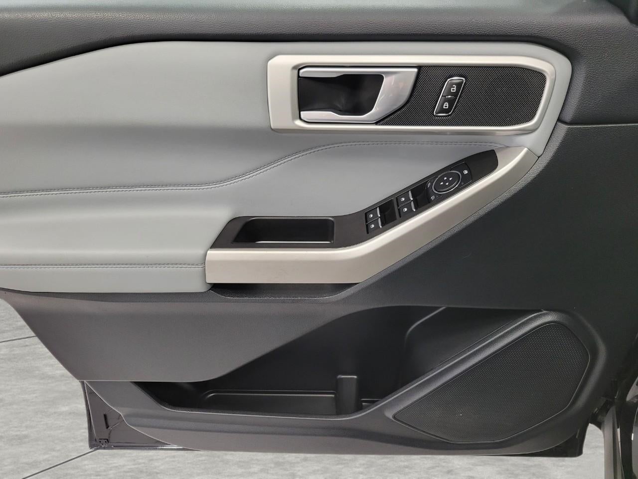 2023 Ford Explorer XLT 4WD