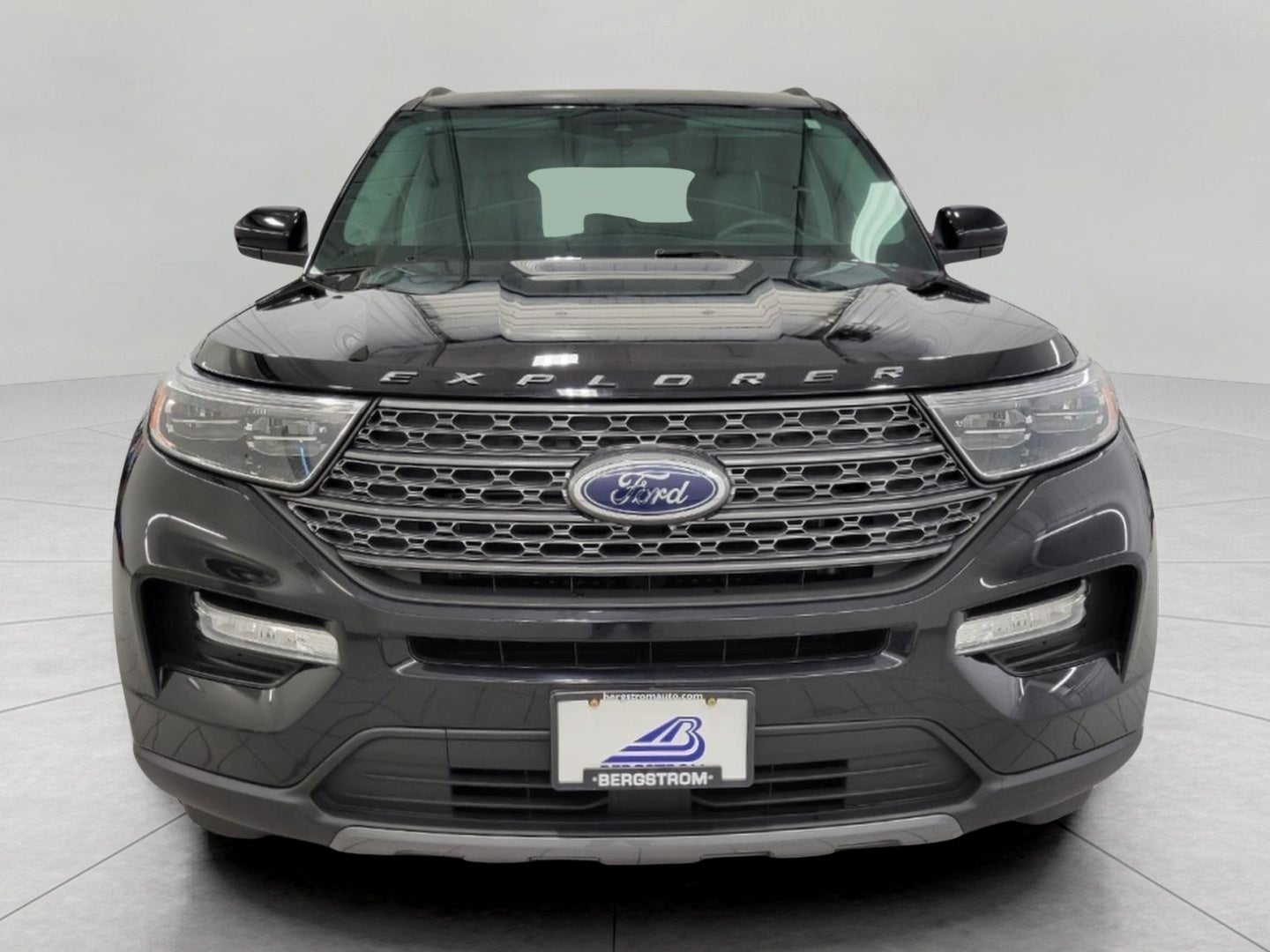 2023 Ford Explorer XLT 4WD