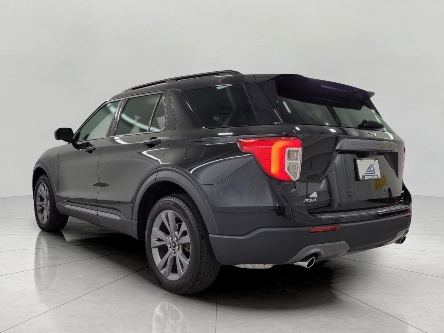 2023 Ford Explorer XLT 4WD