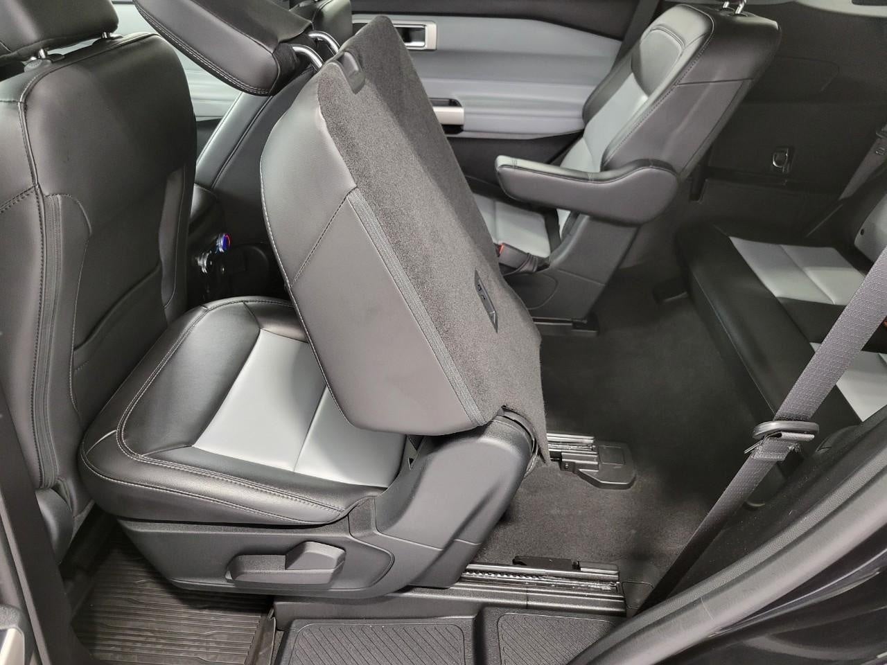2023 Ford Explorer XLT 4WD