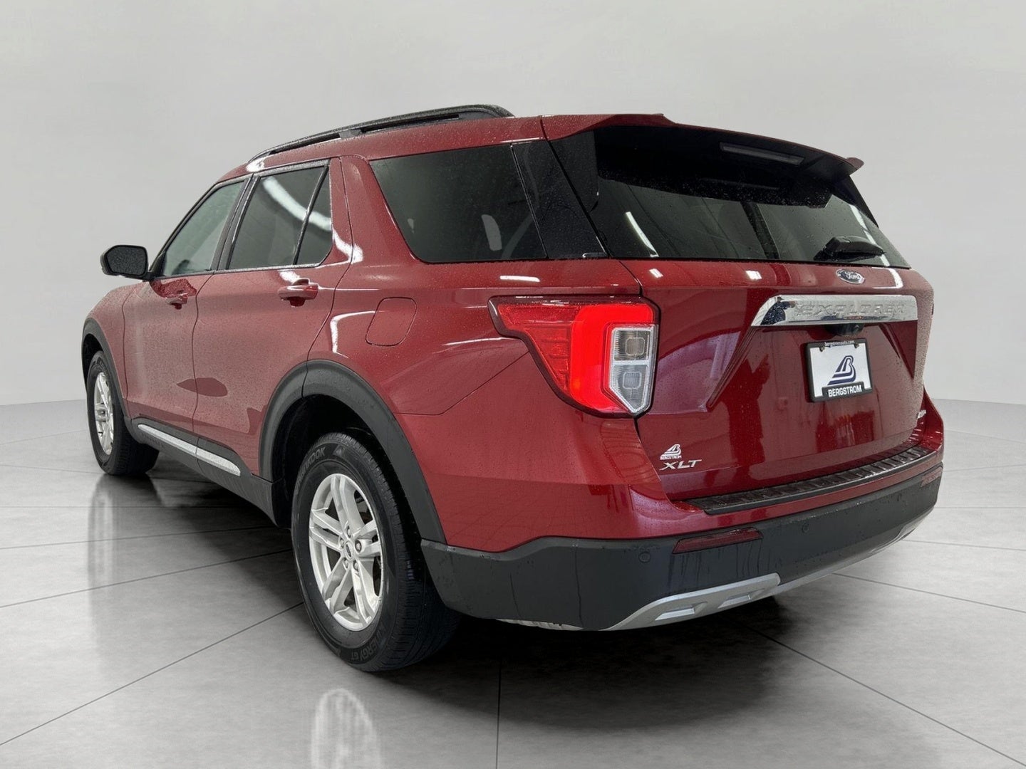 2024 Ford Explorer XLT 4WD