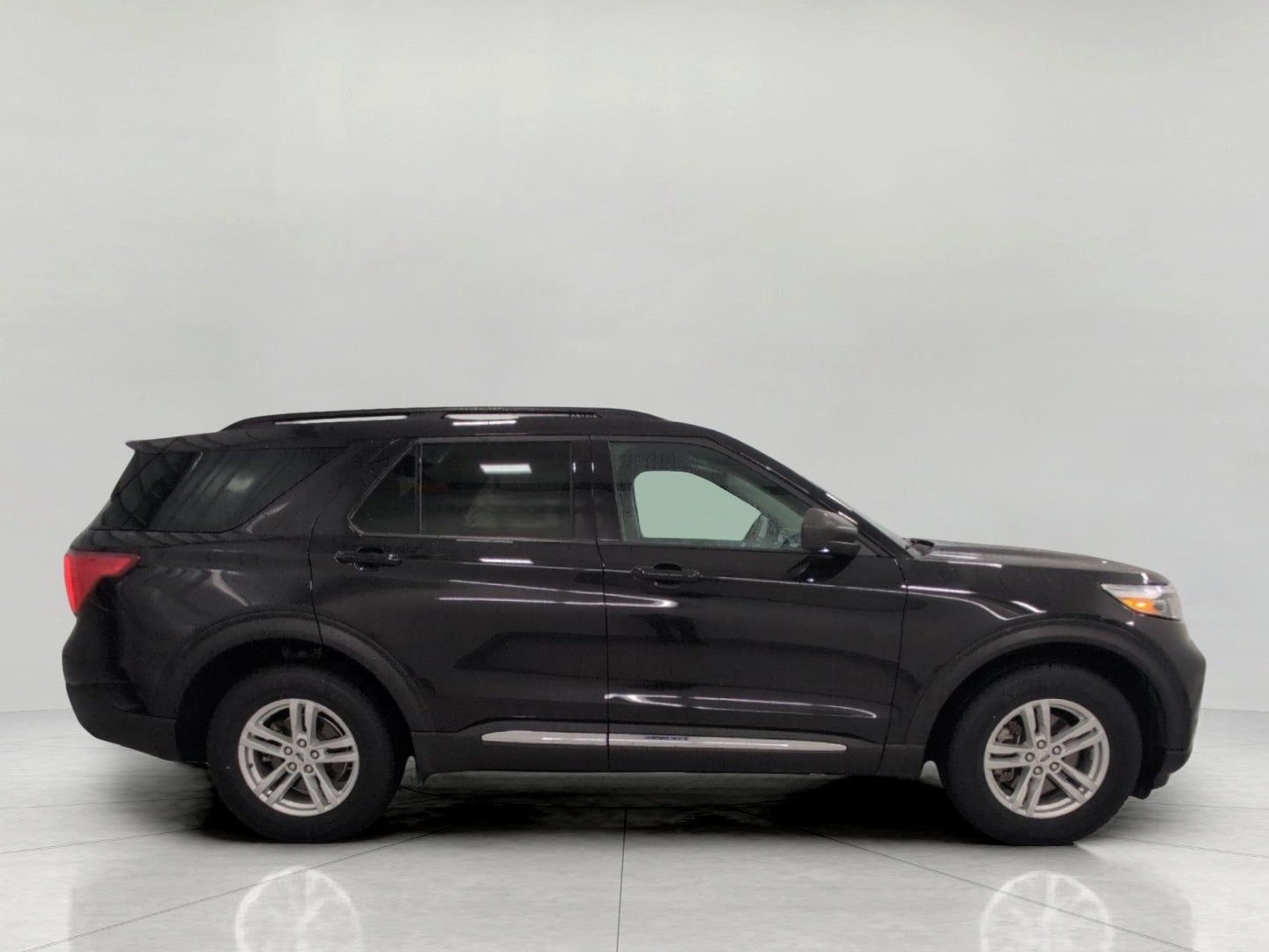 2024 Ford Explorer XLT 4WD