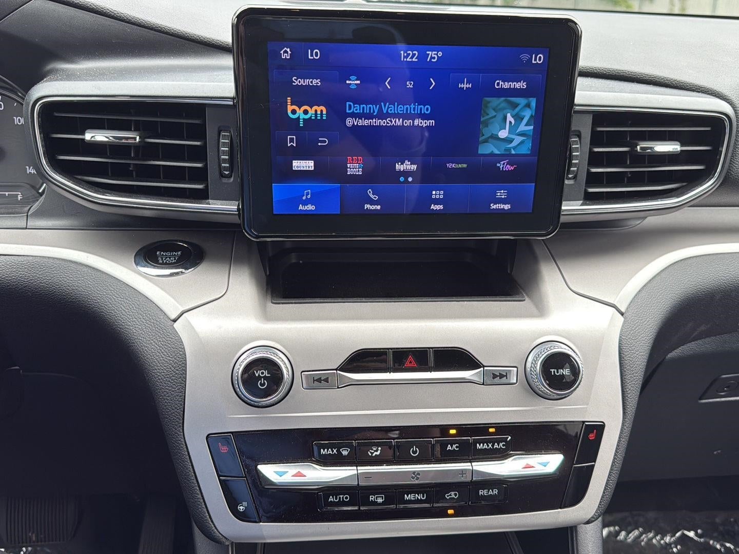 2024 Ford Explorer XLT 4WD