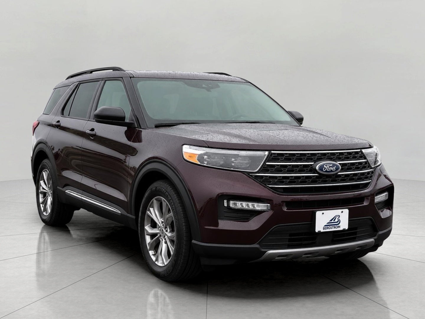 2023 Ford Explorer XLT 4WD