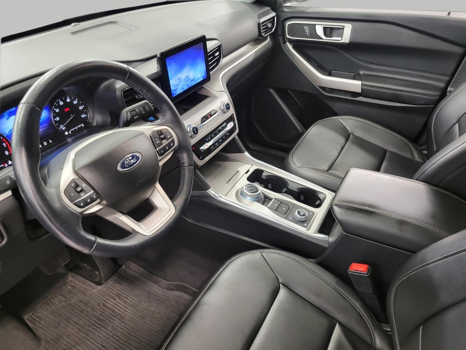 2023 Ford Explorer XLT 4WD