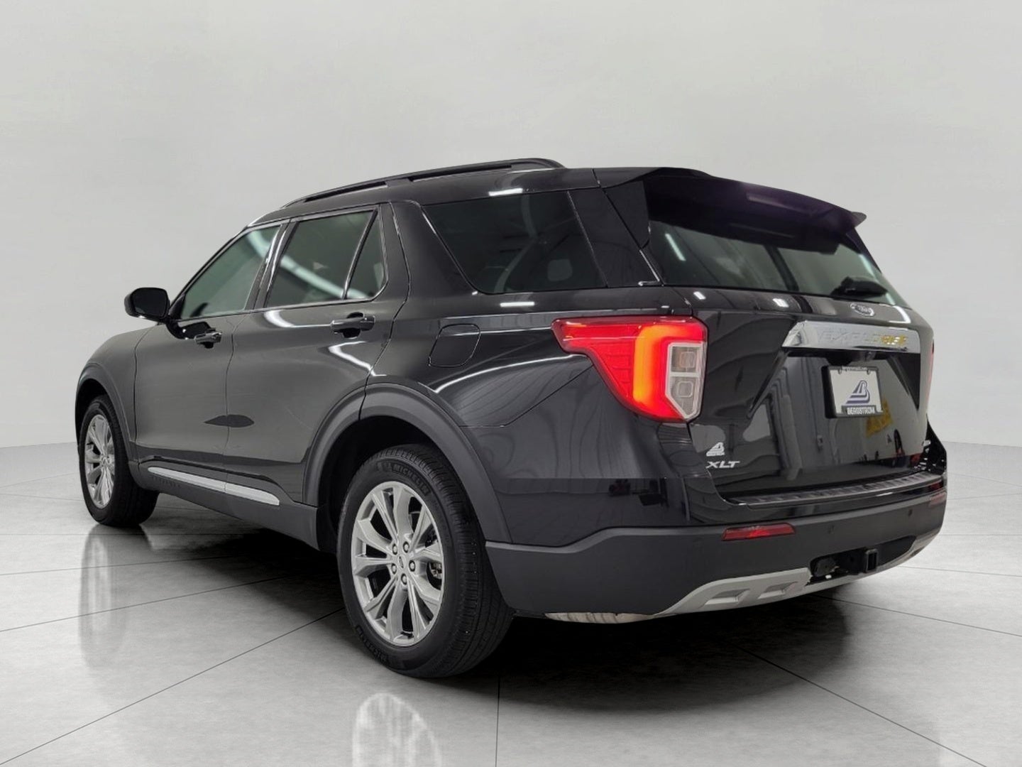 2023 Ford Explorer XLT 4WD