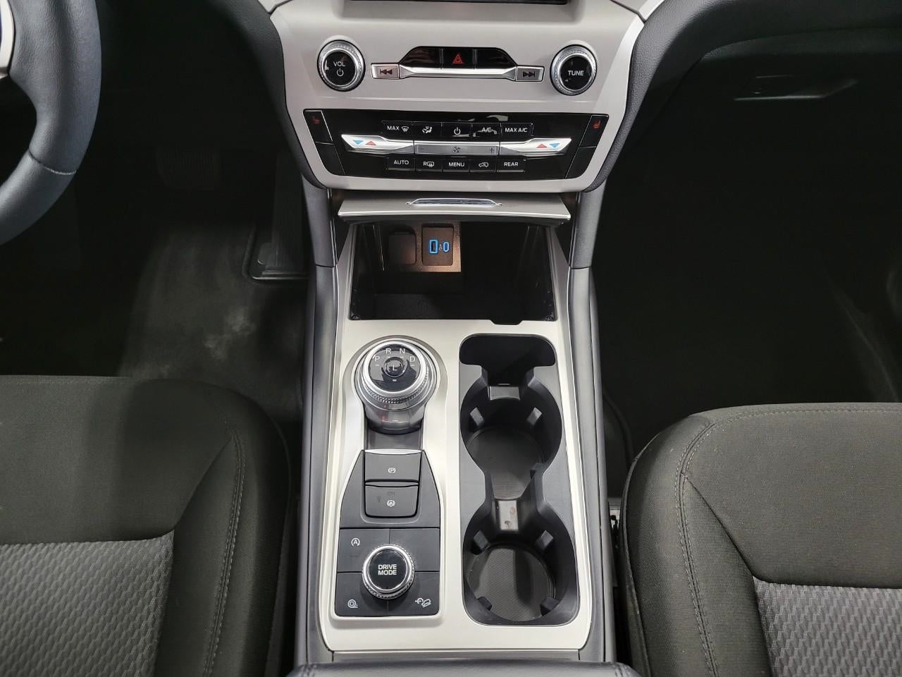2024 Ford Explorer XLT 4WD