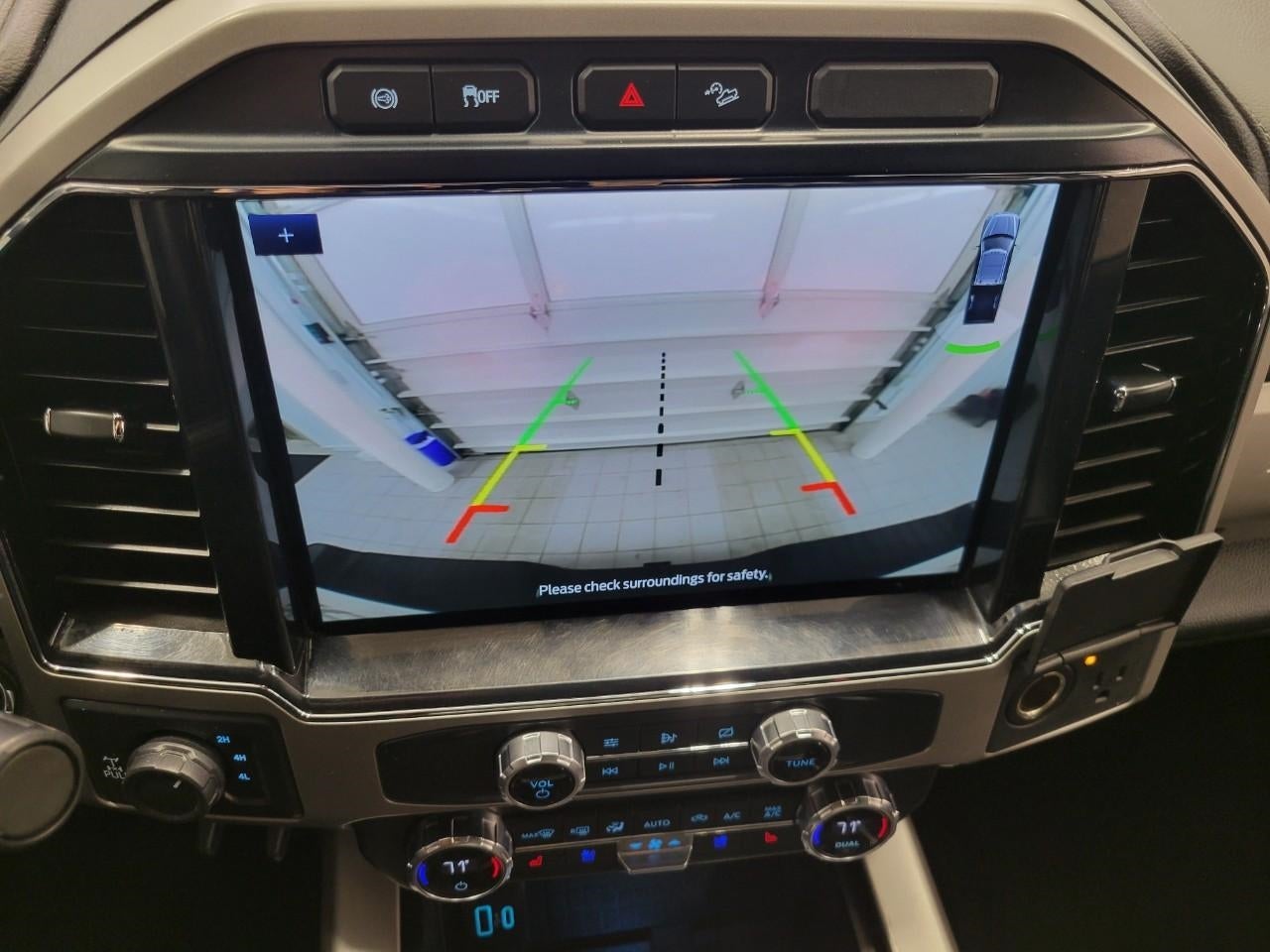 2022 Ford Super Duty F-350 SRW LARIAT 4WD Crew Cab 6.75' Box