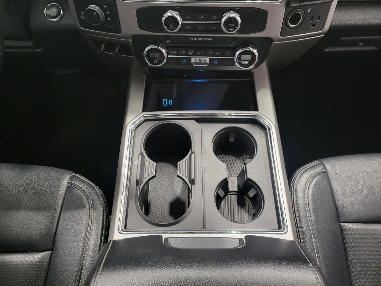 2022 Ford Super Duty F-350 SRW LARIAT 4WD Crew Cab 6.75' Box