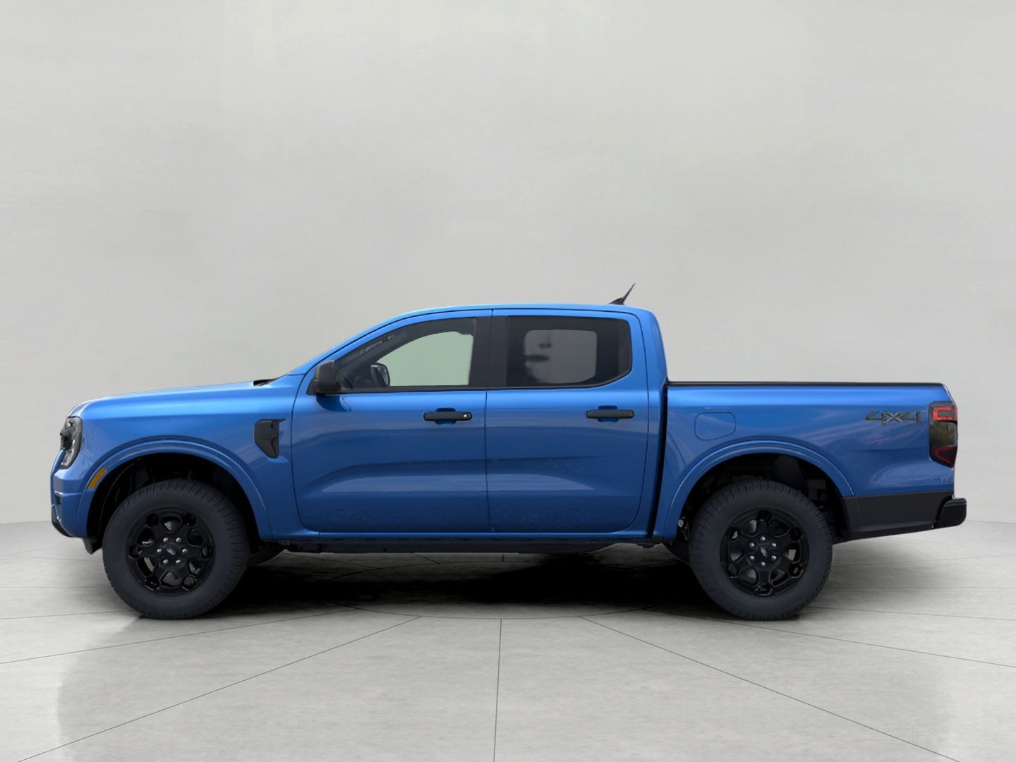 2025 Ford Ranger XLT 4WD SuperCrew 5' Box