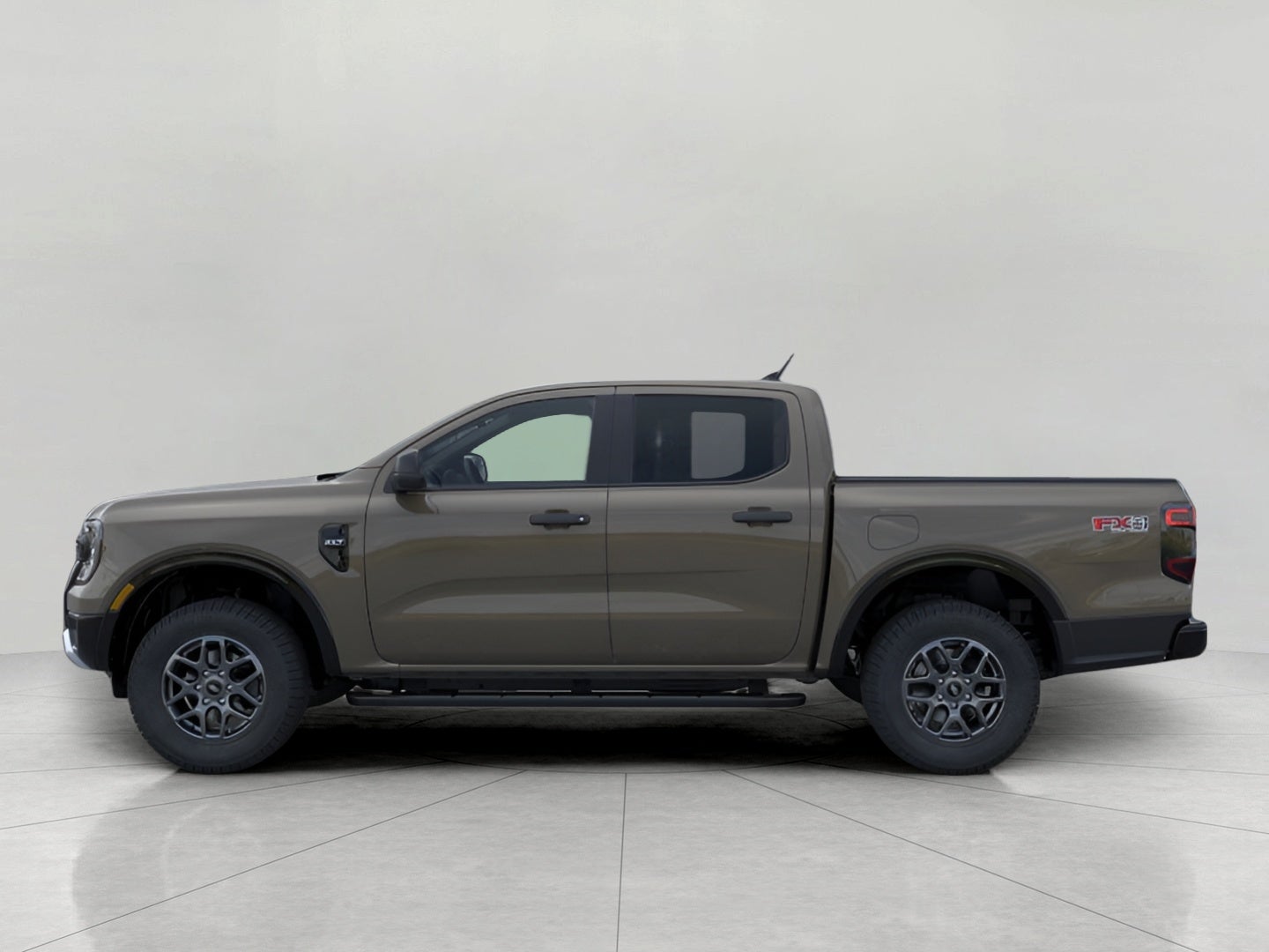 2025 Ford Ranger XLT 4WD SuperCrew 5' Box