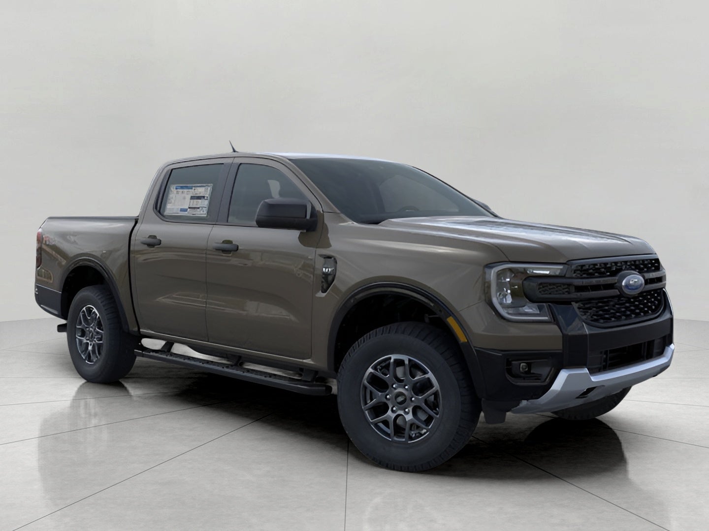 2025 Ford Ranger XLT 4WD SuperCrew 5' Box