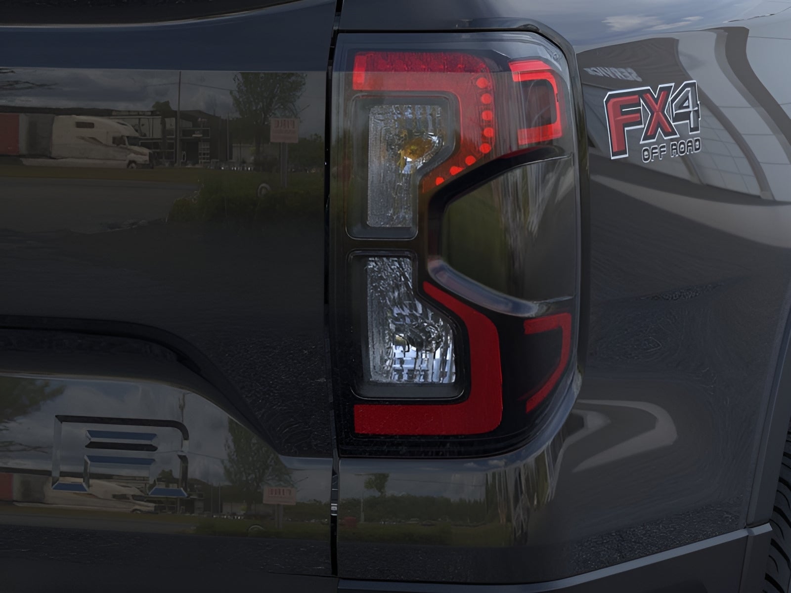 2026 Ford Ranger LARIAT 4WD SuperCrew 5' Box
