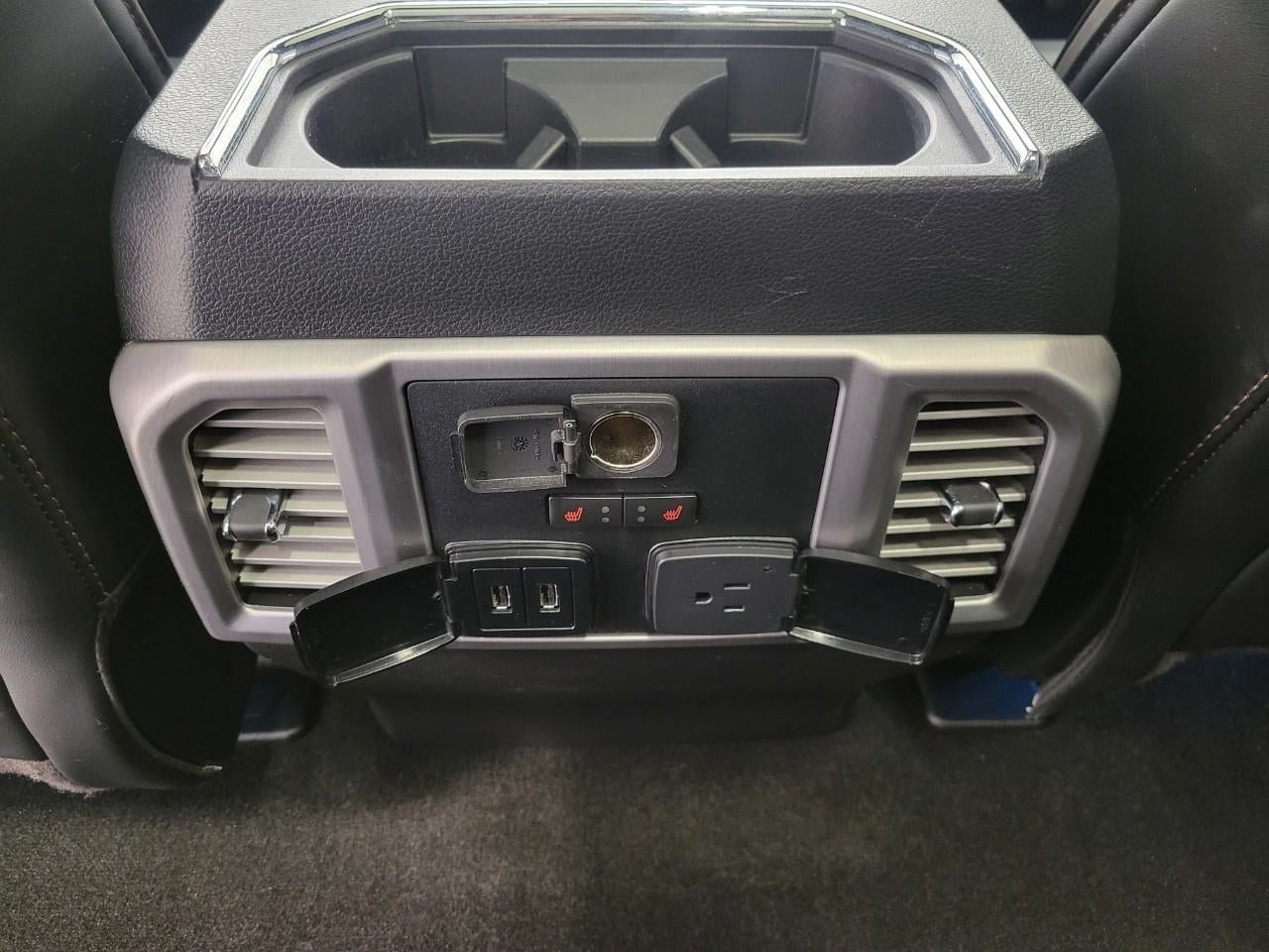 2019 Ford F-150 Platinum 4WD SuperCrew 5.5' Box