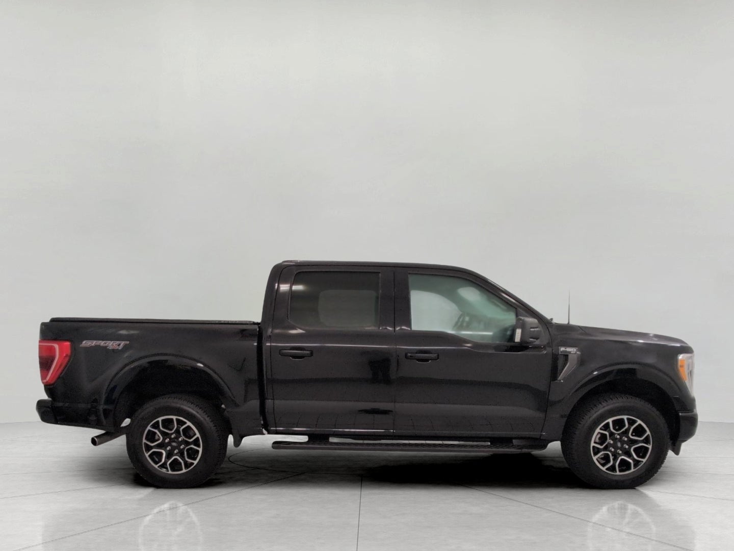 2023 Ford F-150 XLT 4WD SuperCrew 5.5' Box