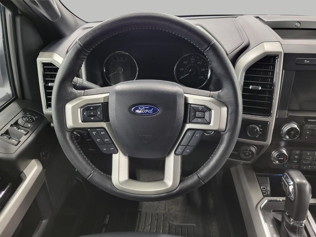 2020 Ford F-150 LARIAT 4WD SuperCrew 5.5' Box