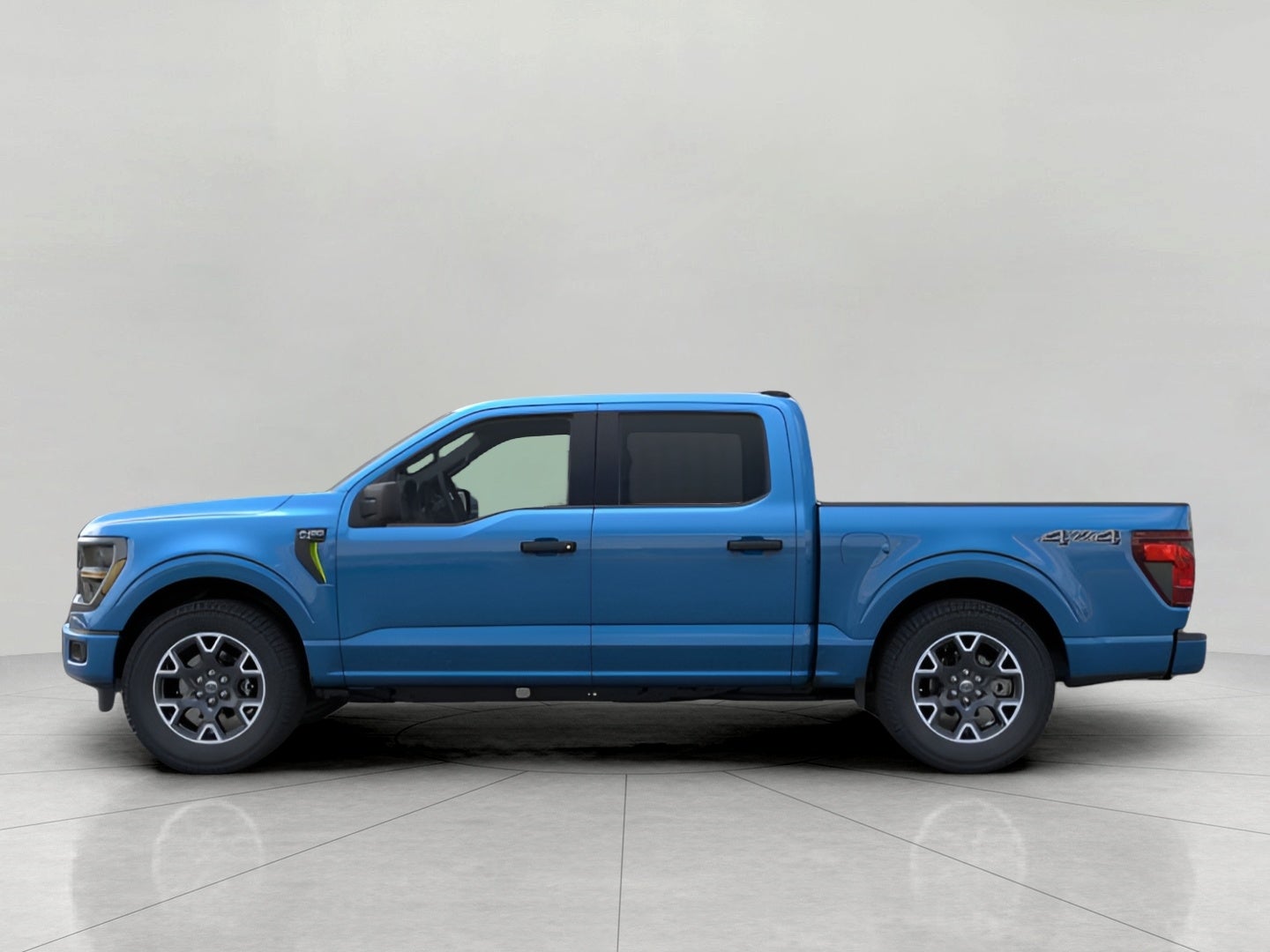 2025 Ford F-150 STX 4WD SuperCrew 5.5' Box