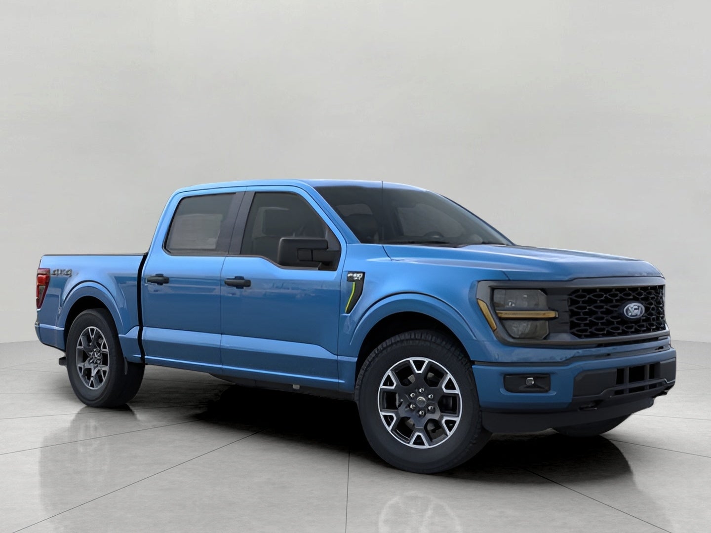 2025 Ford F-150 STX 4WD SuperCrew 5.5' Box