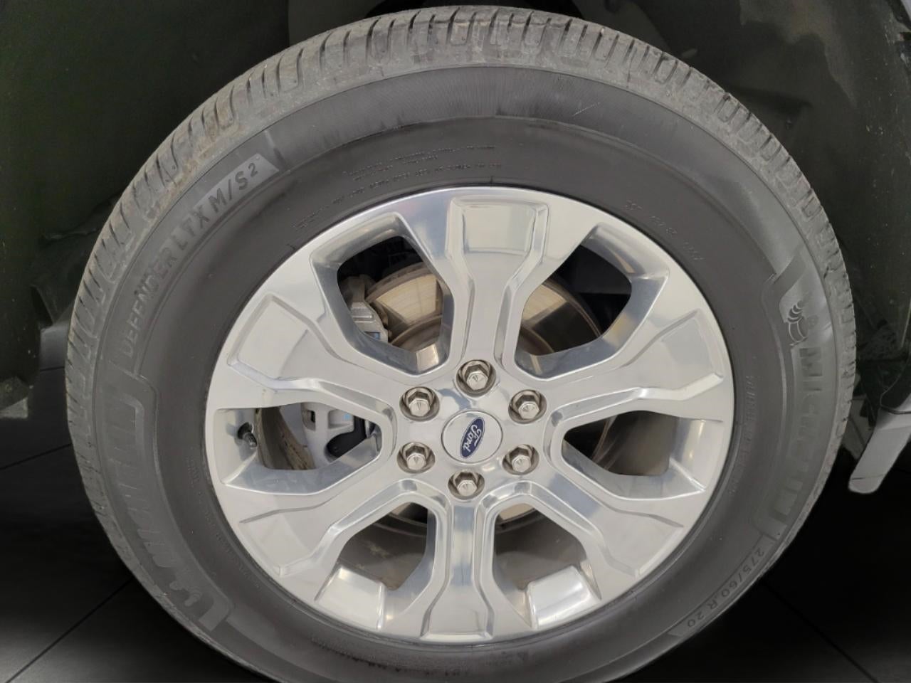 2021 Ford F-150 Platinum 4WD SuperCrew 5.5' Box