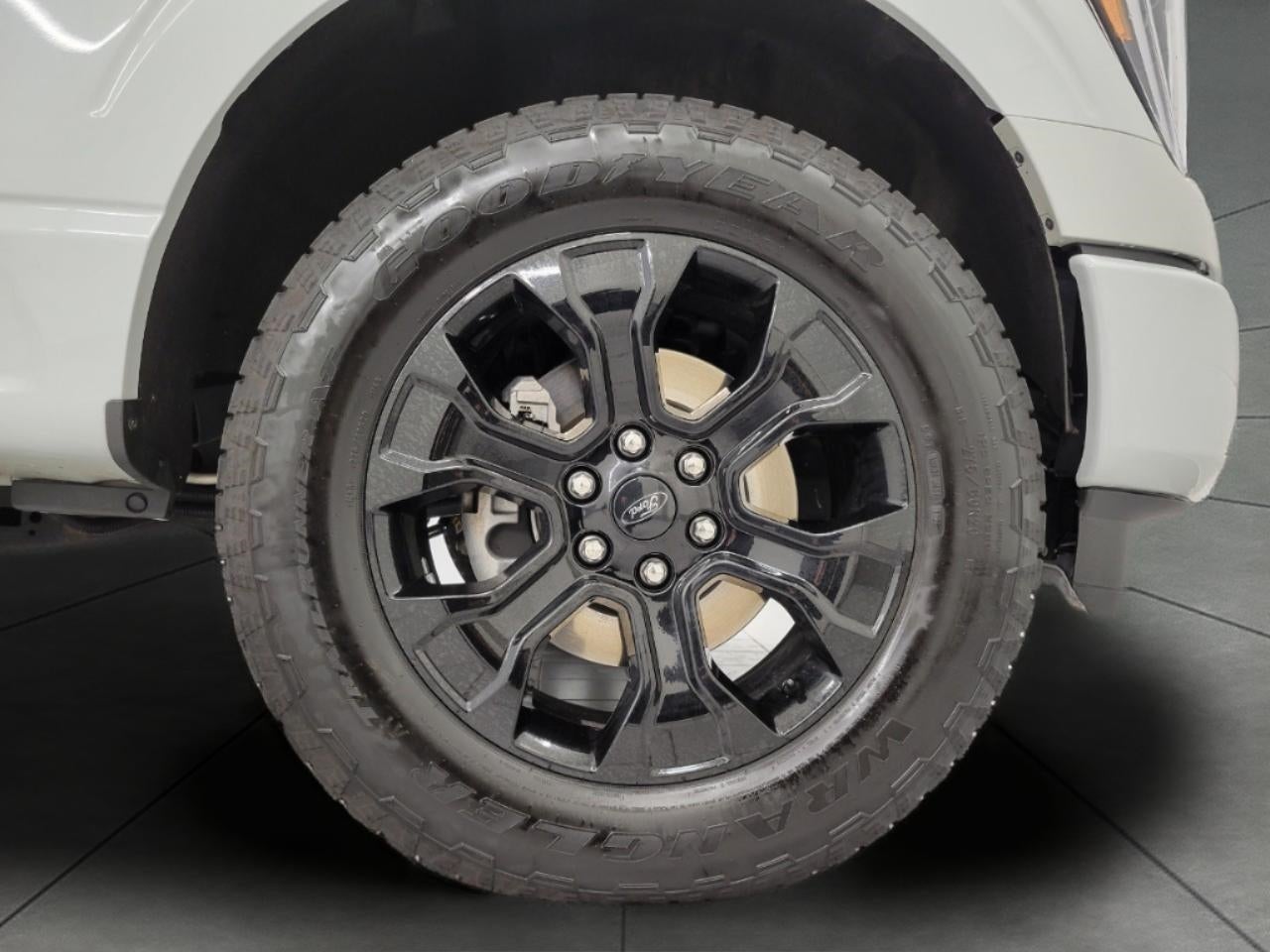 2023 Ford F-150 XLT 4WD SuperCrew 5.5' Box