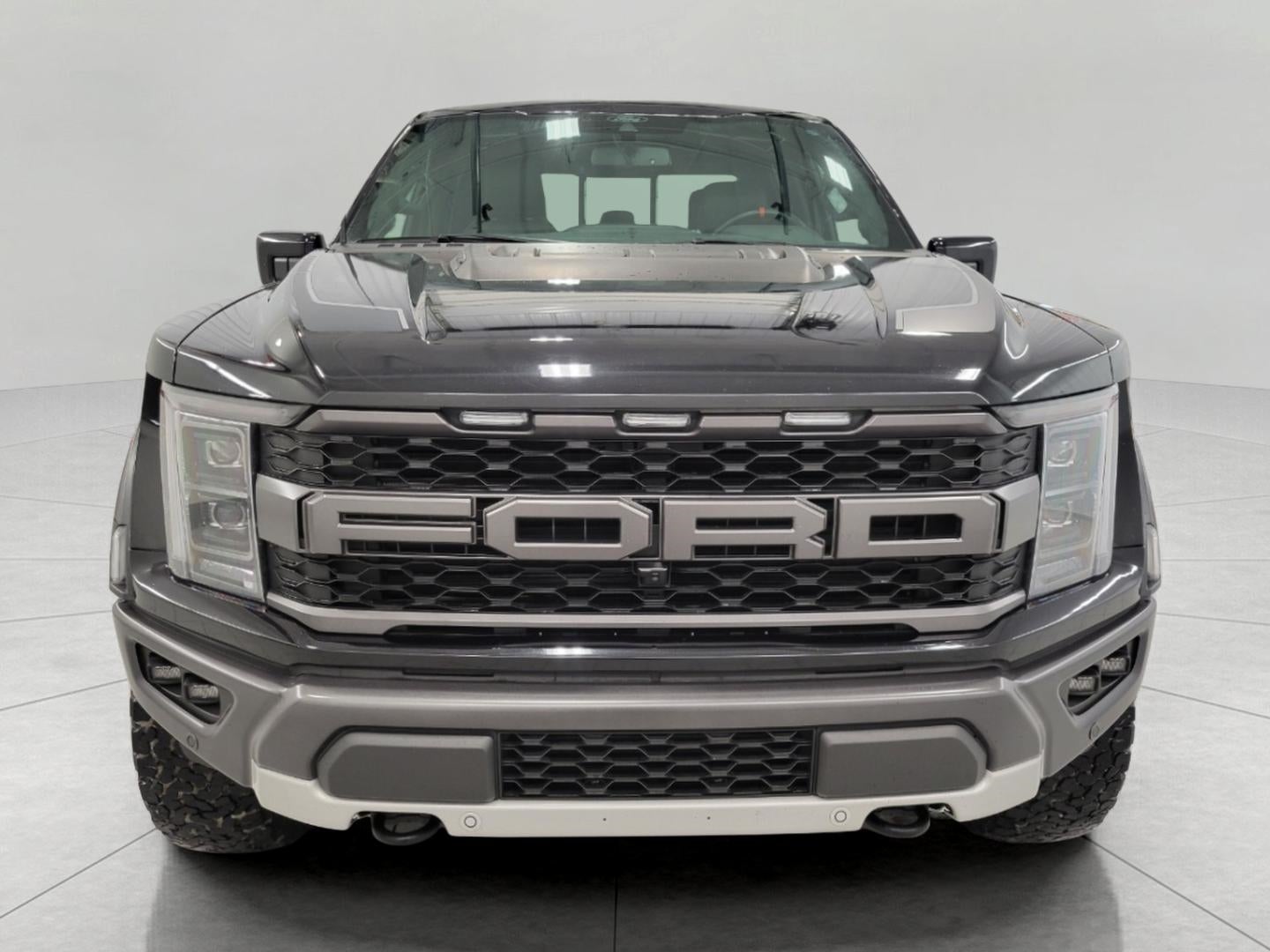2022 Ford F-150 RAPTOR 4WD SUPERCREW 5.5' BOX ** 801A ** 37 PERFORMANCE PACKAGE ** MOONROOF & TAILGATE **