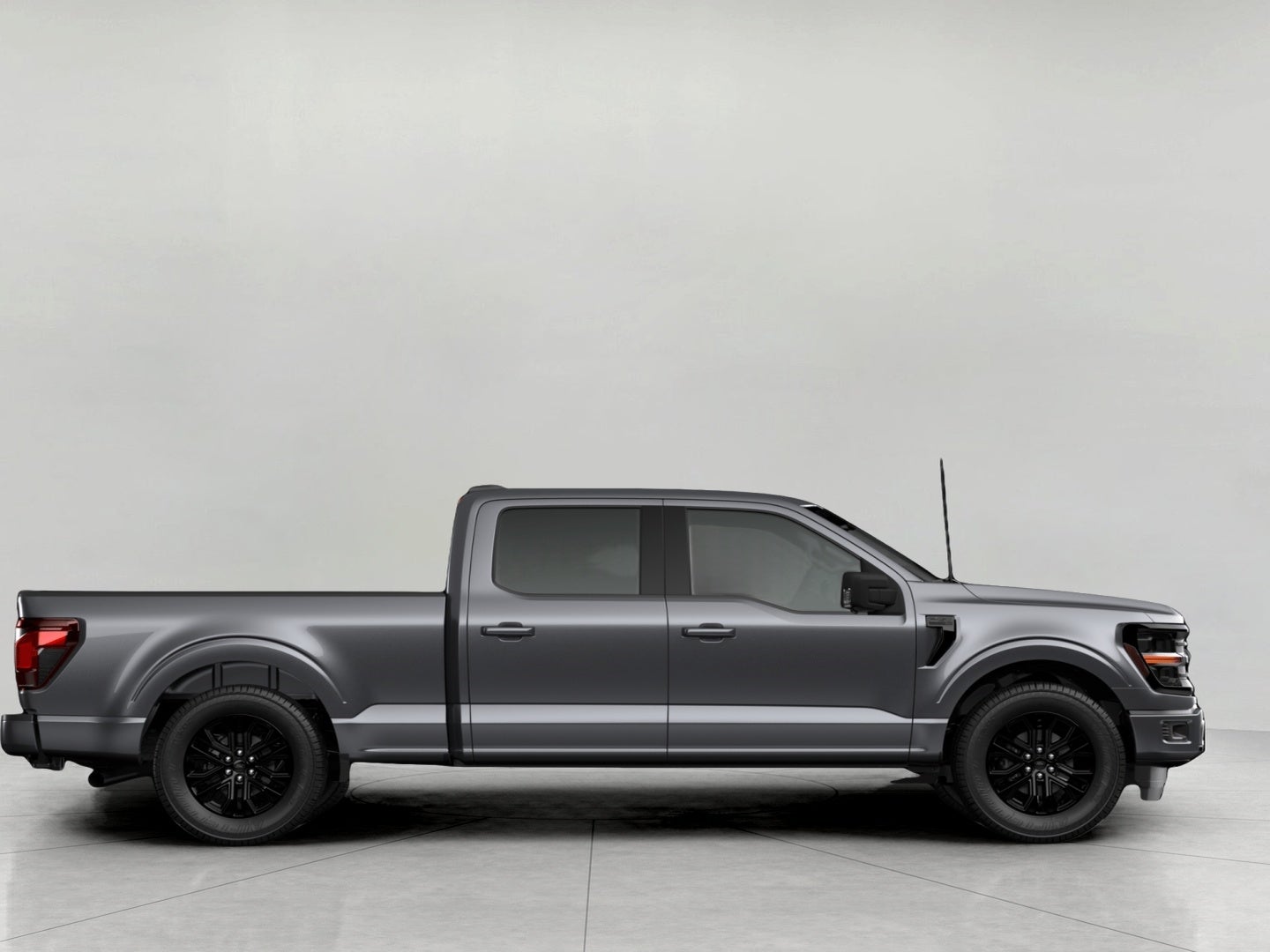 2026 Ford F-150 XLT CREW CAB