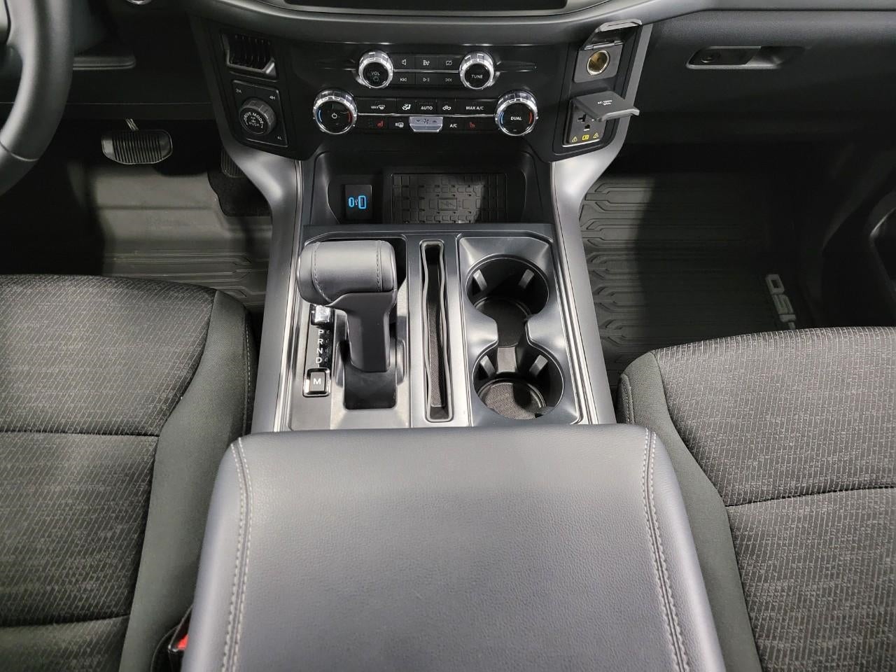 2024 Ford F-150 CREW CAB