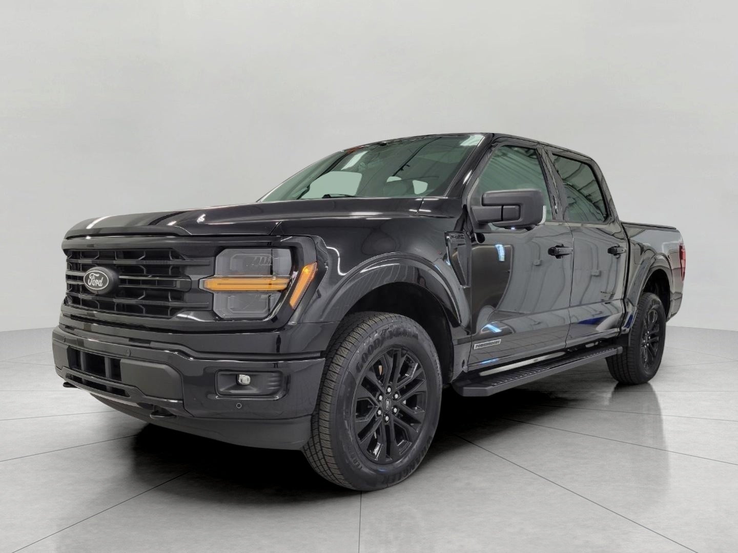 2024 Ford F-150 XLT 4WD SuperCrew 5.5' Box