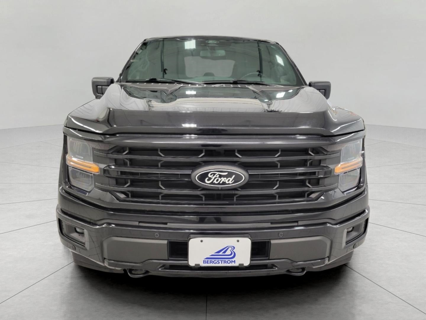 2024 Ford F-150 XLT 4WD 5.5' BOX ** PANORAMIC SUNROOF ** LEATHER ** POWERBOOST **